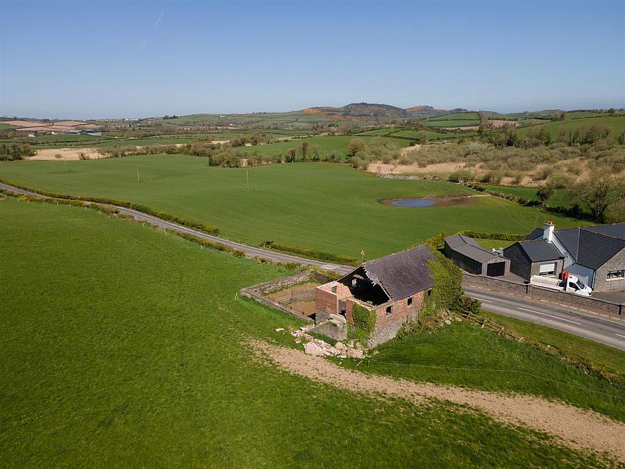 121 Ballyhornan Road