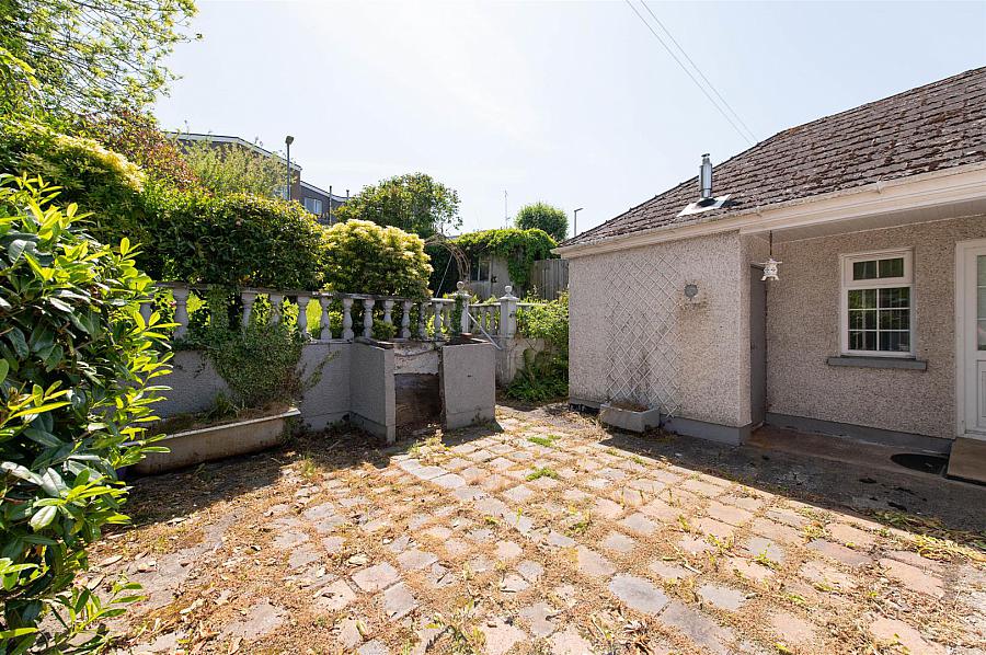 4 Vianstown Road