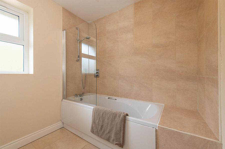 2 Roughal Court
