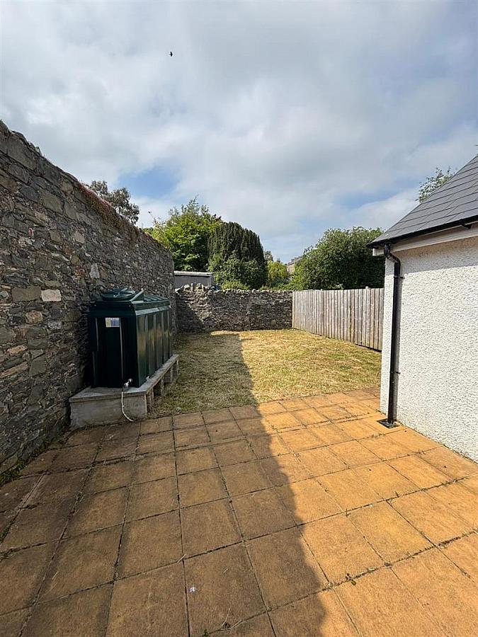 9D Catherine Street