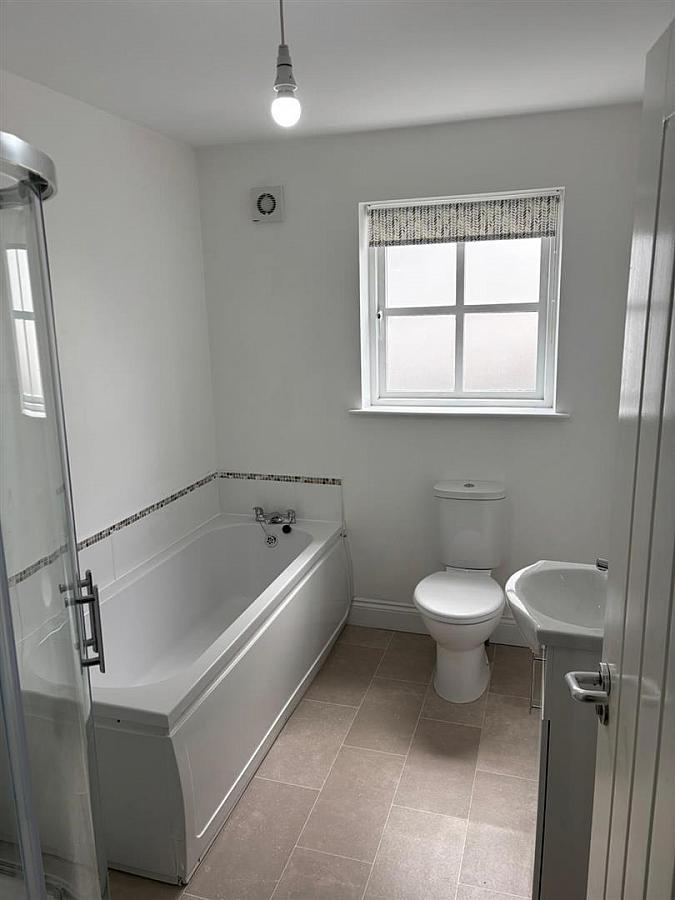 9D Catherine Street