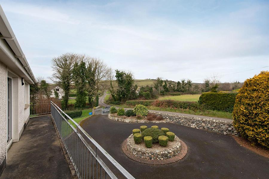 5 Nutgrove Road