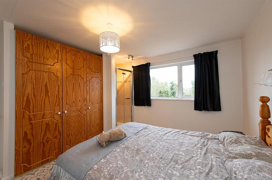 5 Nutgrove Road