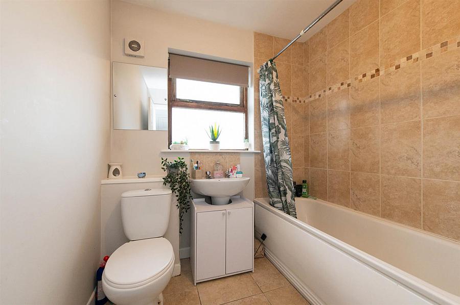 14 Colmcille Place 14 Colmcille Place