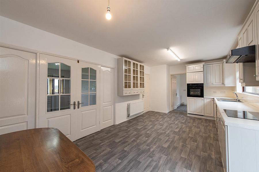 14 Kingsfield Avenue