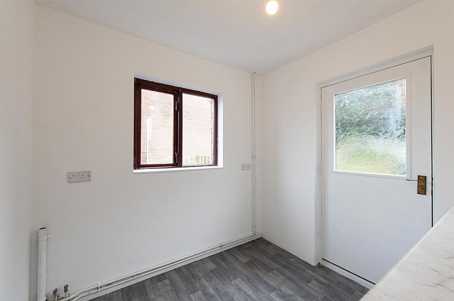 14 Kingsfield Avenue