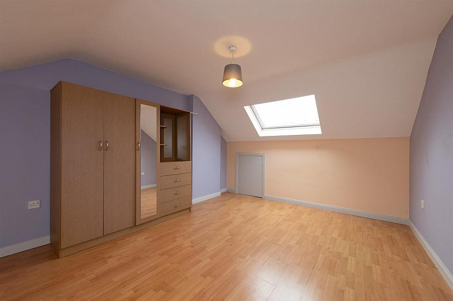 14 Kingsfield Avenue