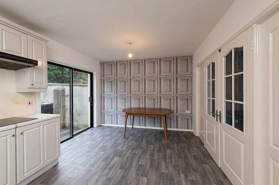 14 Kingsfield Avenue