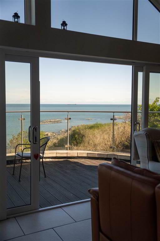 8B Andrews Shorefield