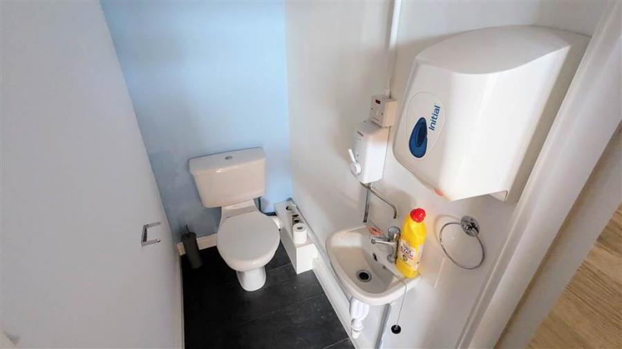 Holborn Avenue &, 52, 50A Victoria Road