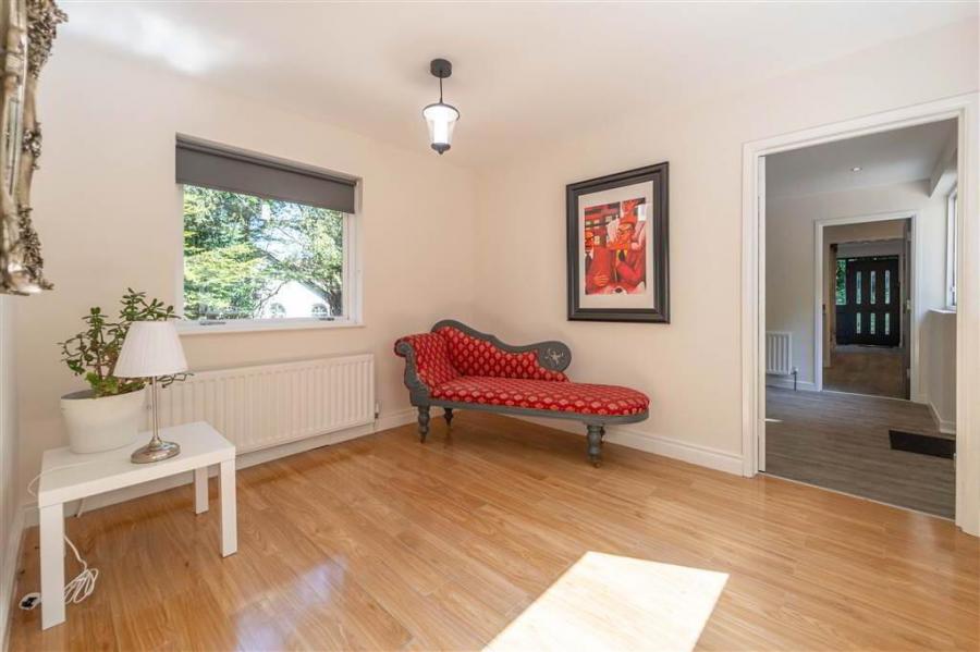 Glen Lane House, 3 Glen Road