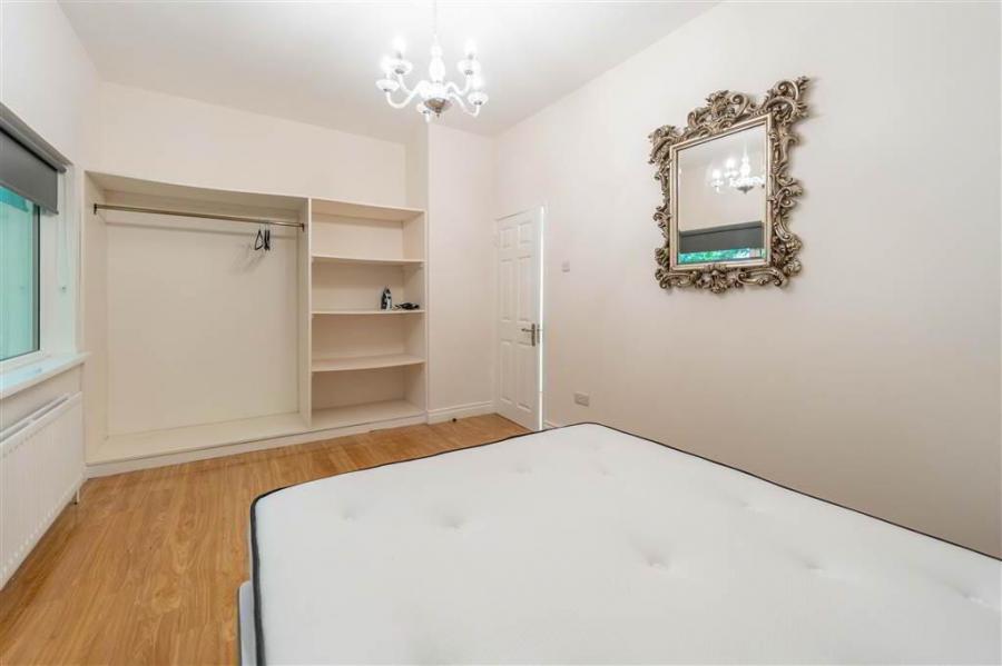 Glen Lane House, 3 Glen Road