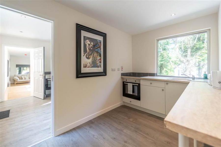 Glen Lane House, 3 Glen Road