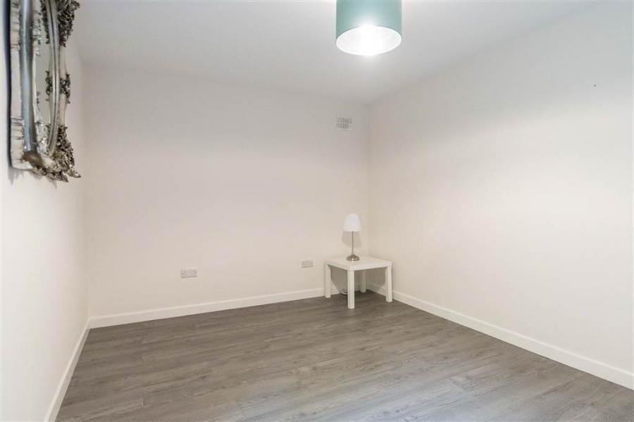 Glen Lane House, 3 Glen Road