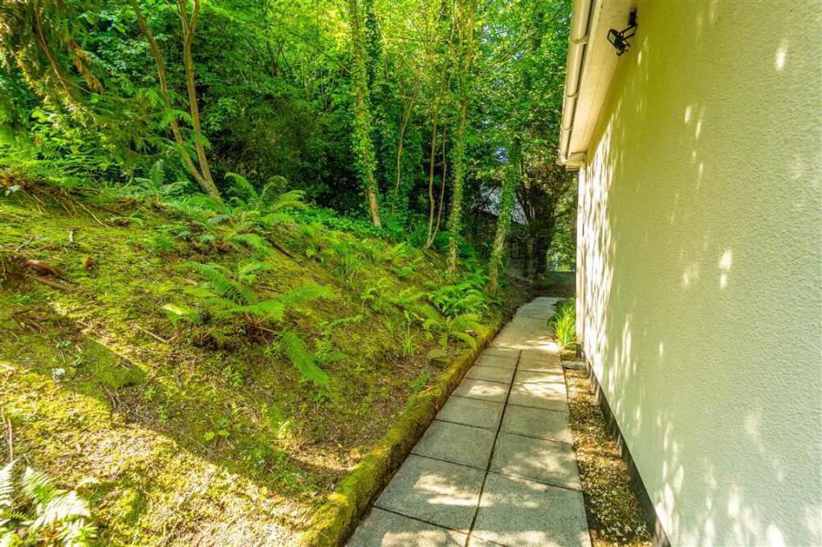 Glen Lane House, 3 Glen Road