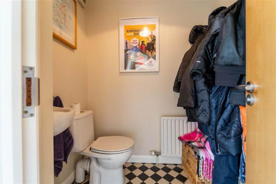 7B Bryansburn Gardens