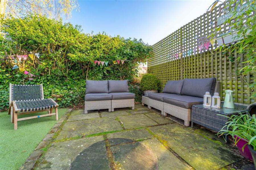 7B Bryansburn Gardens