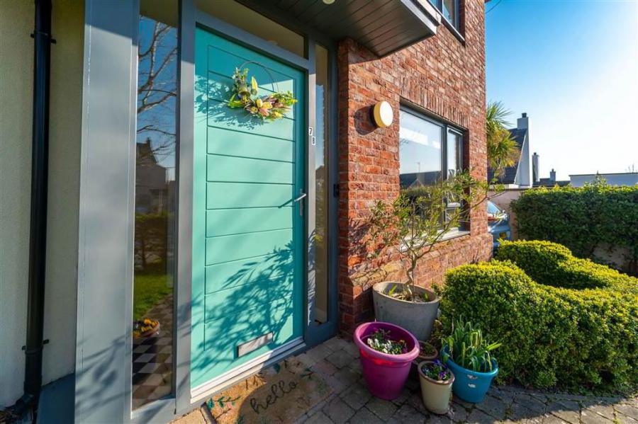 7B Bryansburn Gardens