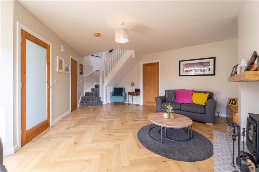 7B Bryansburn Gardens