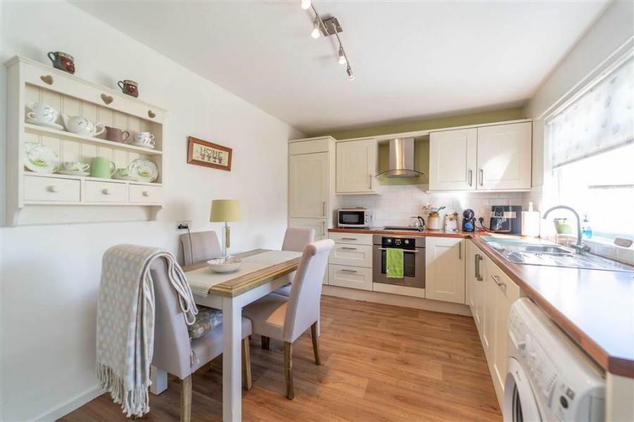 70 Ballymacormick Avenue