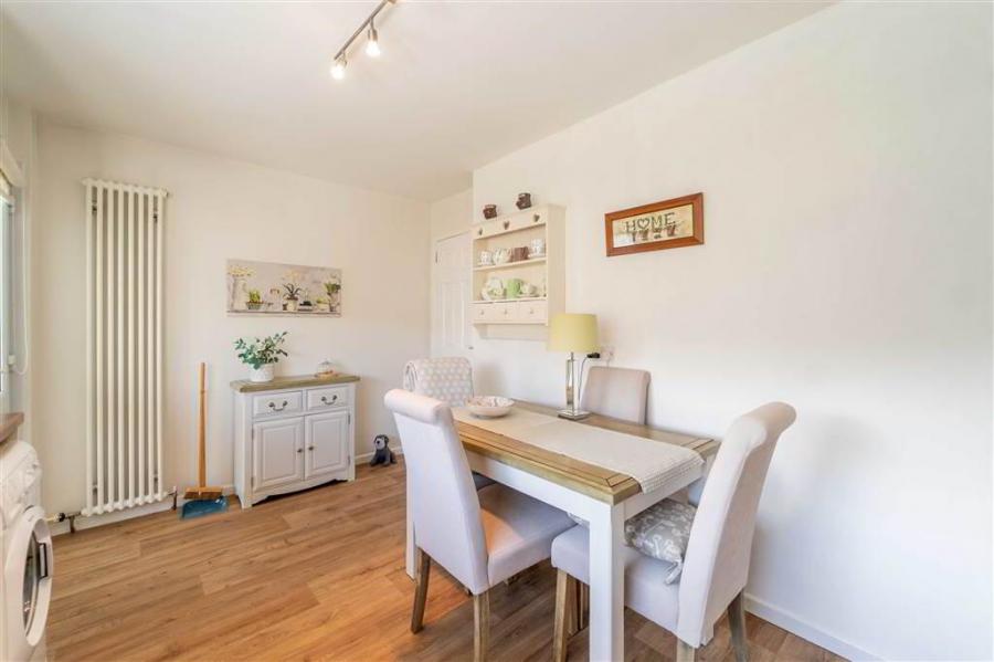 70 Ballymacormick Avenue