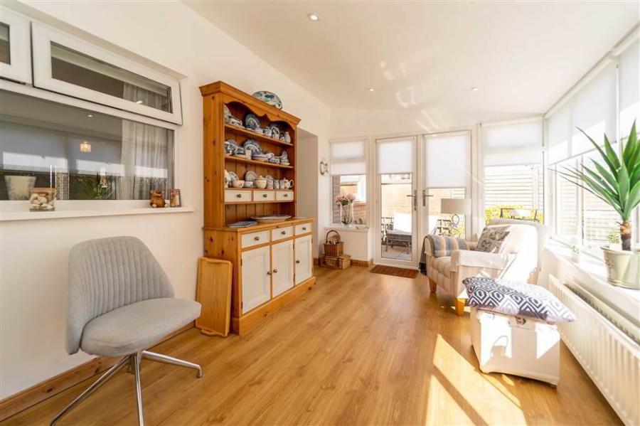 70 Ballymacormick Avenue