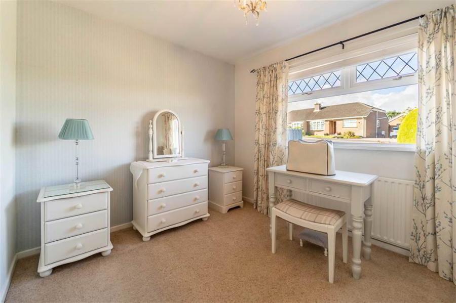 70 Ballymacormick Avenue