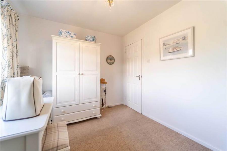 70 Ballymacormick Avenue