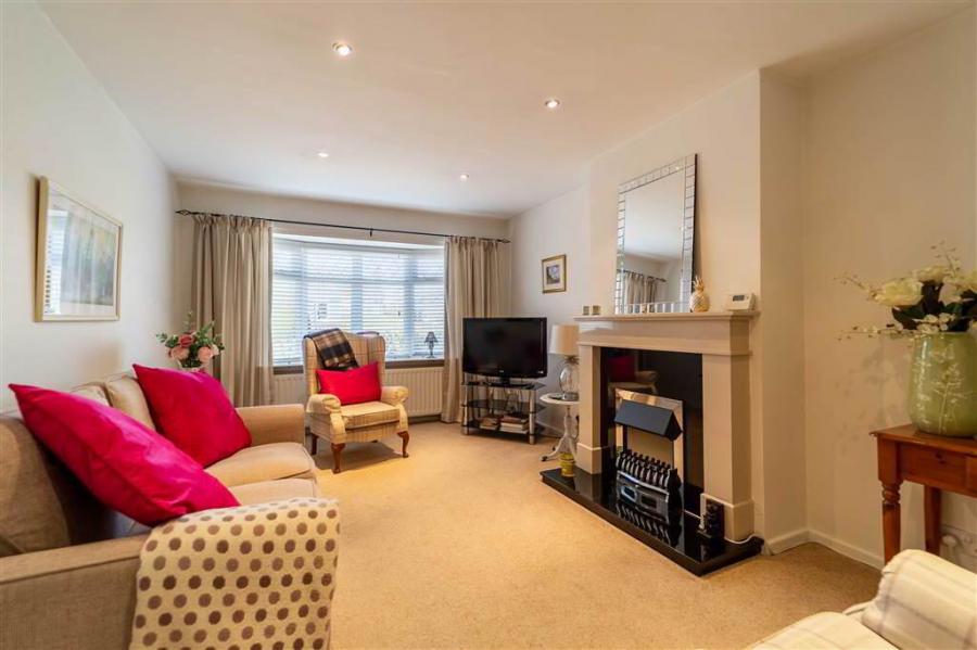 70 Ballymacormick Avenue