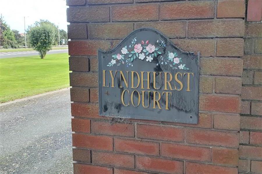 15 Lyndhurst Court