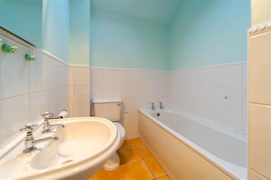 49A Killinchy Street