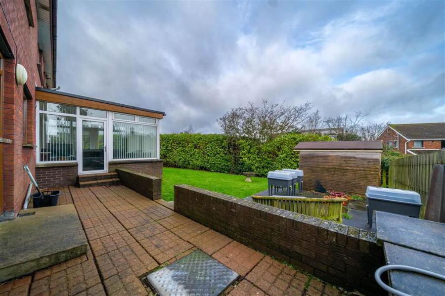 42 Cleland Park North