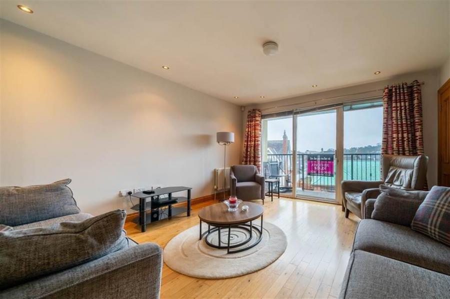 9- 4 Princetown Avenue