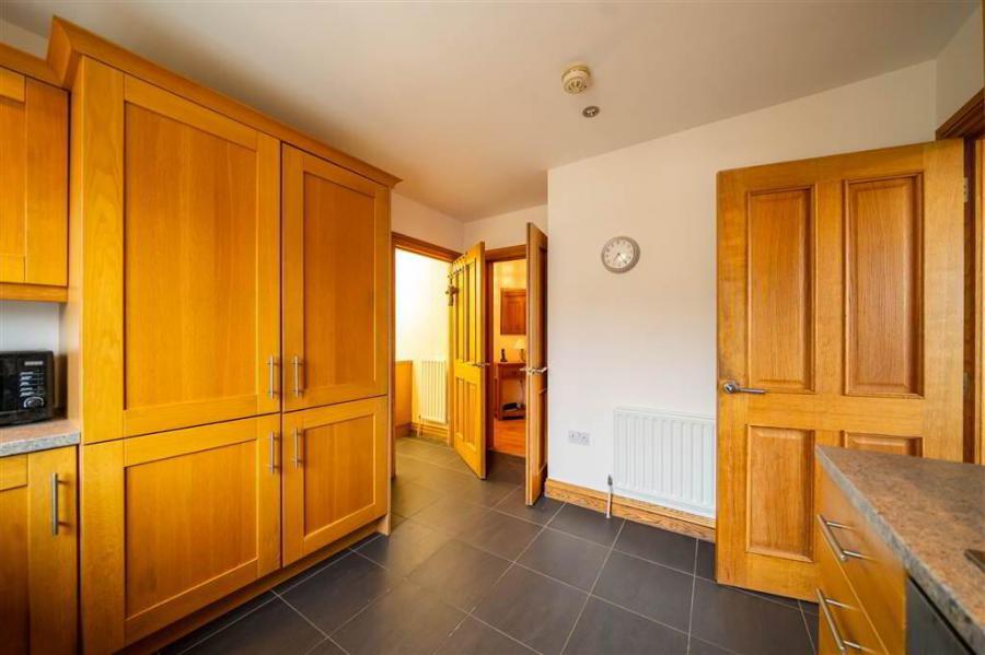 9- 4 Princetown Avenue