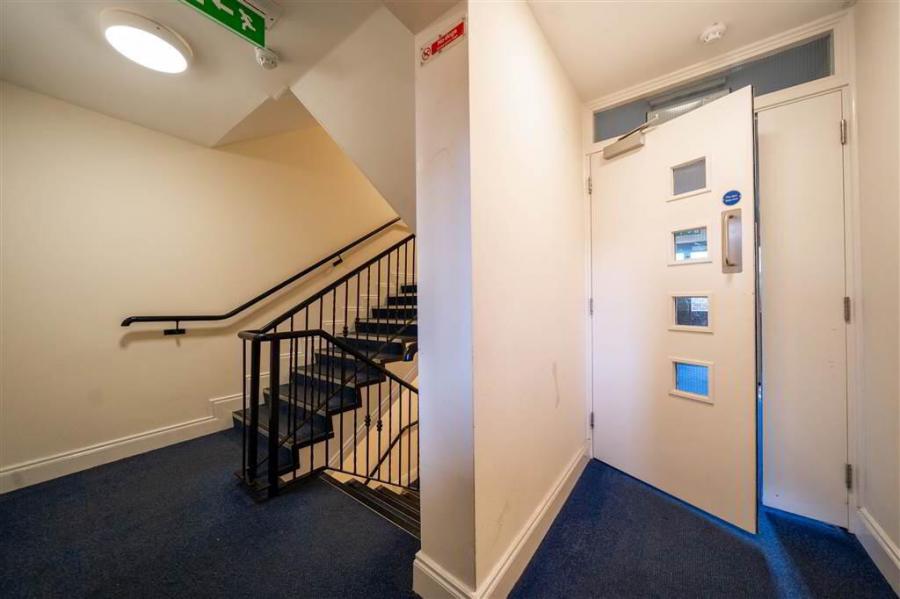 9- 4 Princetown Avenue