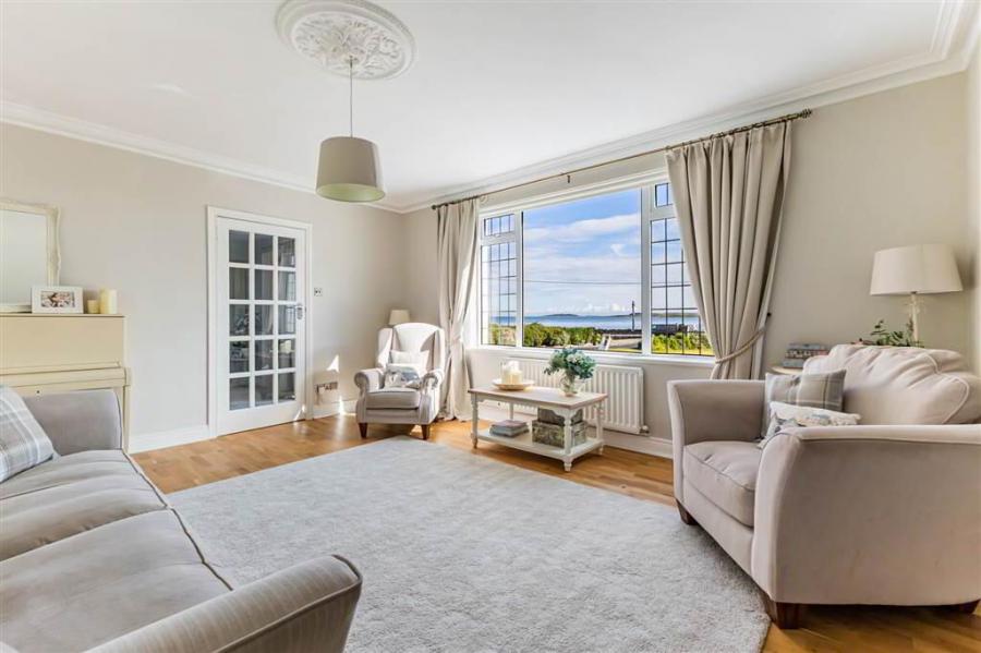 Ayresfield, 158 Warren Road