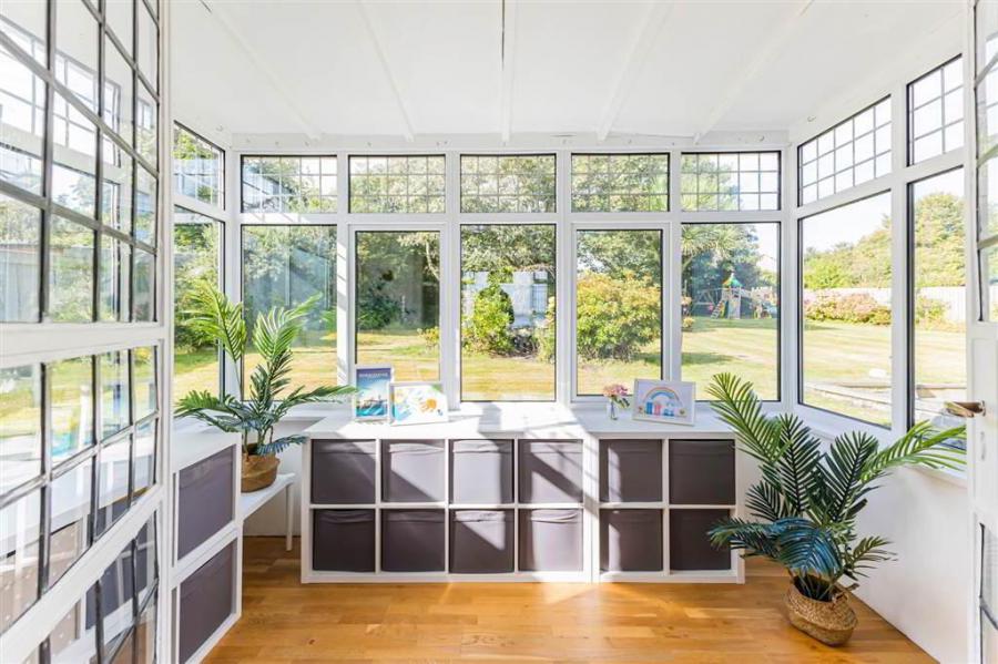 Ayresfield, 158 Warren Road