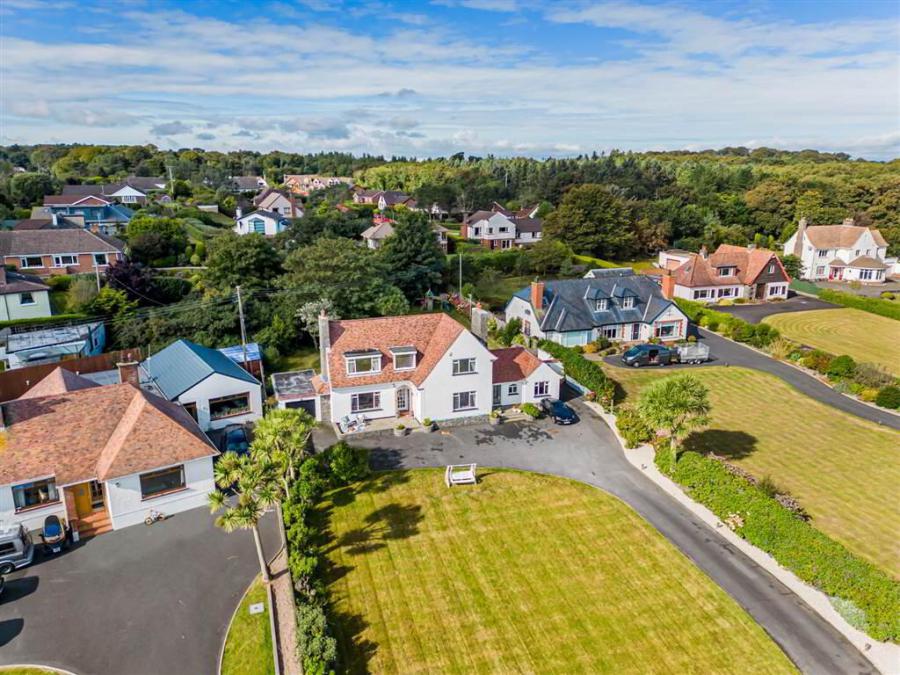 Ayresfield, 158 Warren Road