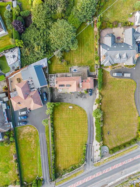 Ayresfield, 158 Warren Road