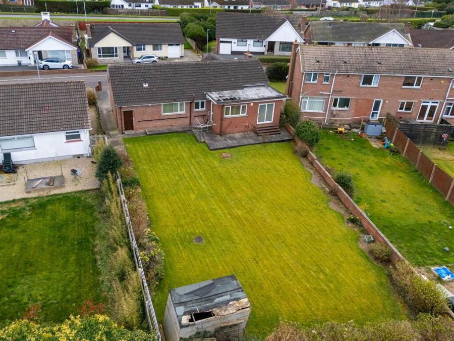 27 Cotswold Drive