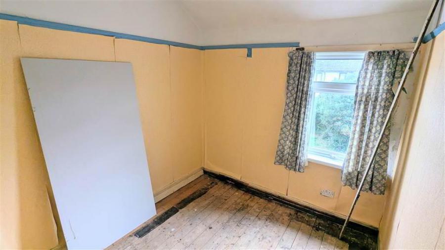 22 Hazelbrook Avenue