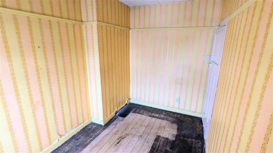 22 Hazelbrook Avenue