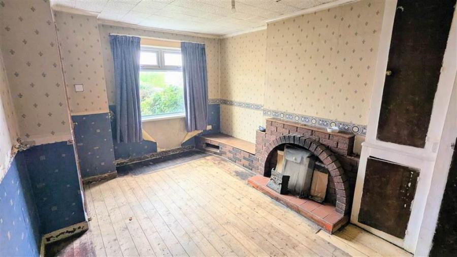 22 Hazelbrook Avenue