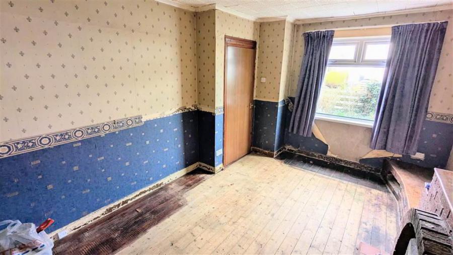 22 Hazelbrook Avenue