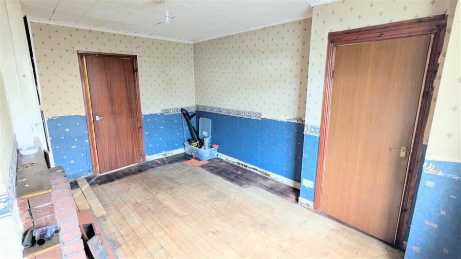 22 Hazelbrook Avenue