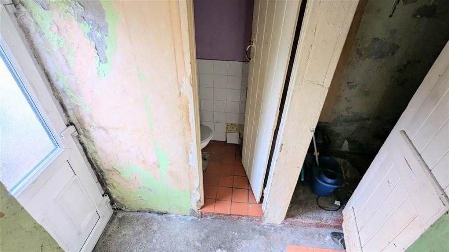 22 Hazelbrook Avenue