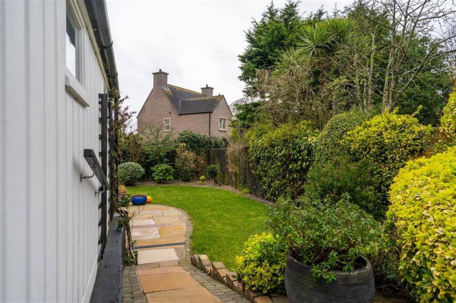 4 Shandon Drive
