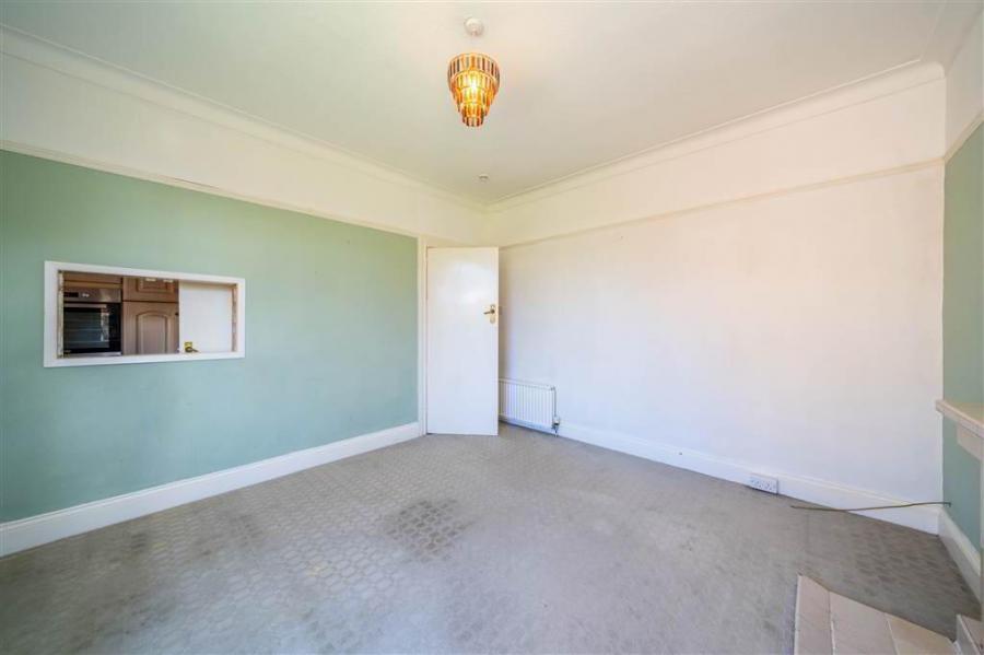 20 Sandringham Drive