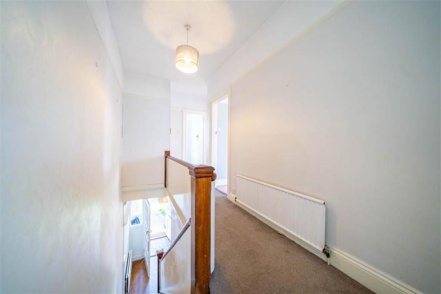 20 Sandringham Drive