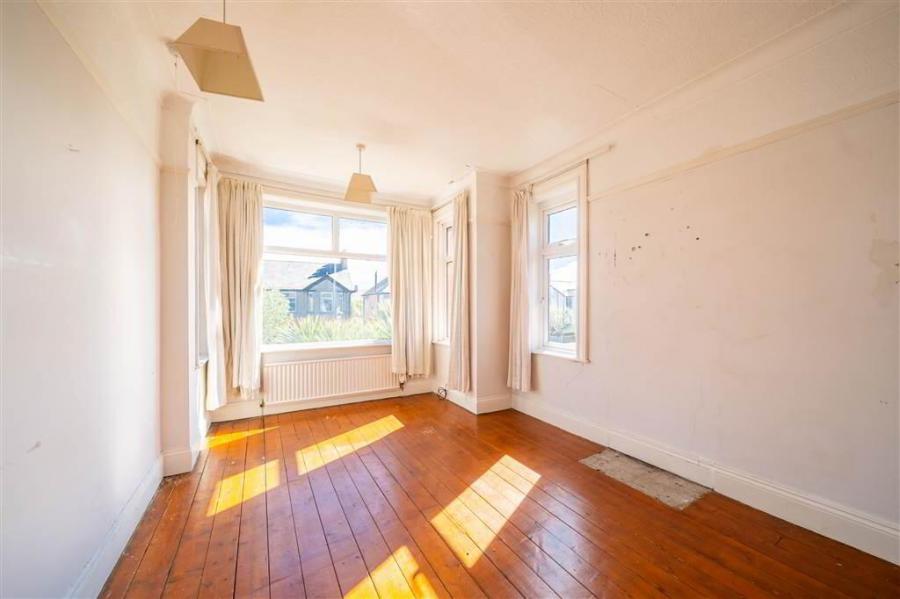 20 Sandringham Drive